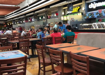 íreas de comida de Centros Comerciales, agradecen que no haya más