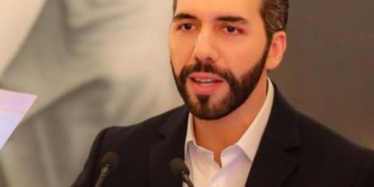 Arena cuestiona candidatura de Bukele