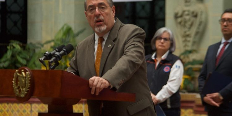 Arévalo anuncia gestión ante Trump para obtener protección migratoria para guatemaltecos en EE.UU