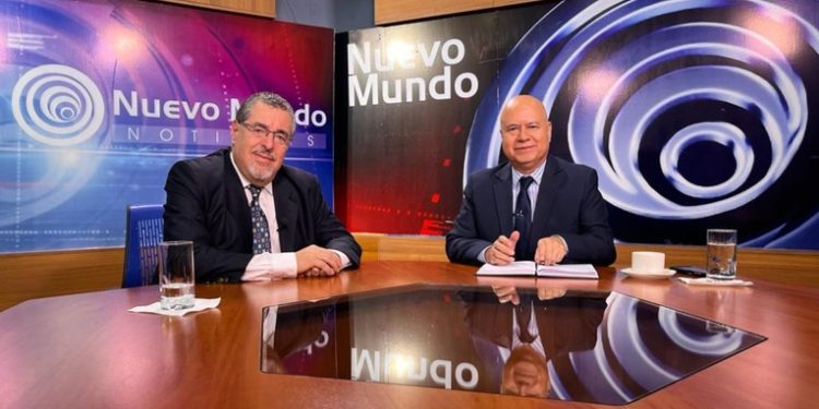 Arévalo de León: Los poderosos no quieren libre elección