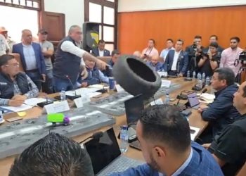 Arévalo ordena a ministros retirarse de citaciones si son agredidos por diputados