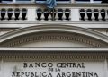 Argentina debe pagar para apelar demanda de fondos cobertura