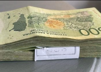 Argentina subirá un 21% el salario mí­nimo ante la elevada inflación