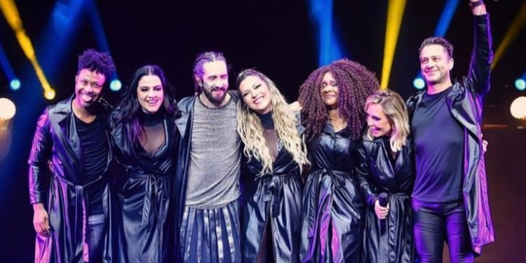 Ari Borovoy de OV7 se sorprende con los avances de la Ciudad Capital durante su visita en Guatemala