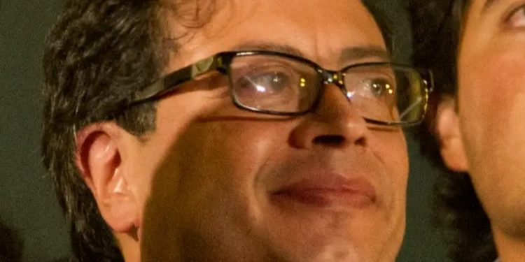 Arrestan a hijo de Petro por lavado, enriquecimiento ilícito