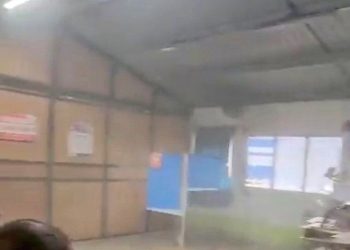 Artefacto explosivo casero lanzado en centro de votación de Mixco
