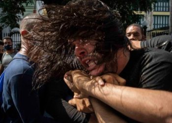 Artistas del mundo exigen detener la represión en Cuba