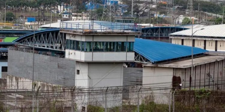 Asesinan a la directora de la principal cárcel de Ecuador