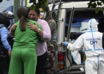 Asesinan a un hijo del expresidente hondureño Porfirio Lobo y a otros tres jóvenes al salir de una discoteca en Tegucigalpa
