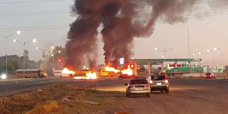 Así­ se vivió la jornada de terror del narco en Culiacán tras la captura de Ovidio Guzmán