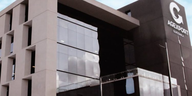 Asociación de exportadores ofrece 1,000 empleos y 300 becas de inglés en feria laboral