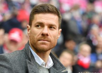 Asume Xabi Alonso como nuevo entrenador del Bayer Leverkusen