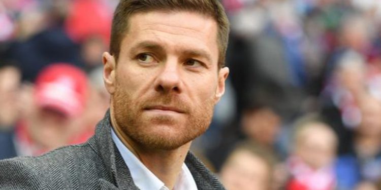 Asume Xabi Alonso como nuevo entrenador del Bayer Leverkusen