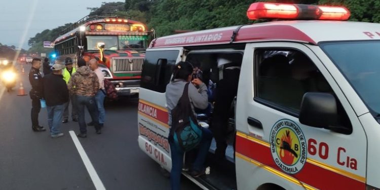 Ataque armado en autobús extraurbano deja dos muertos y cuatro heridos en Palín-Escuintla