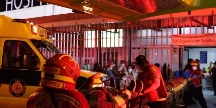 Ataque armado en salón social de la PNC deja como saldo un muerto y varios heridos