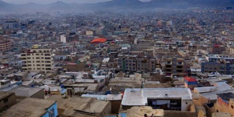 Ataque contra escuela en Afganistán deja al menos seis muertos