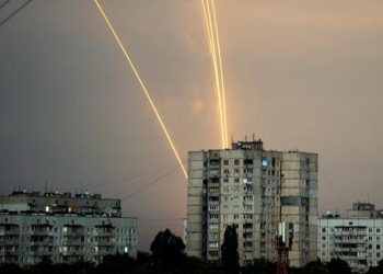Ataque ruso con misiles mata a seis civiles en Jarkiv
