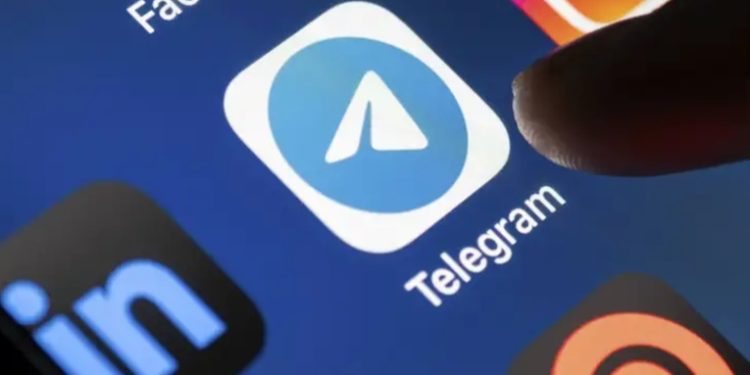 Australia planea prohibir las redes sociales a los niños