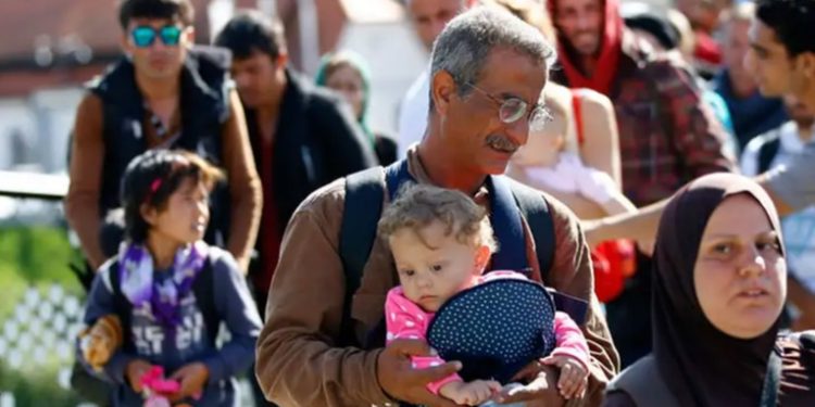 Austria ofrece 1.000 euros a sirios que regresen a su país