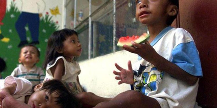 Autoridades buscan darle atención a niños con desnutrición