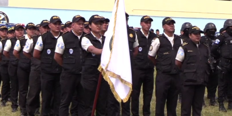 Autoridades buscan prevenir el consumo de alcohol y drogas en centros turísticos