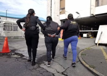 Autoridades capturan a 19 personas que cobraban extorsiones del Bono 14