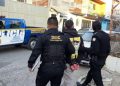 Autoridades capturan a 8 traficantes de personas cuando trasladaban a 54 migrantes