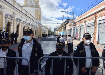 Autoridades cierran calles del Centro Histórico