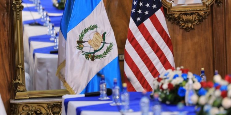 Autoridades de Economí­a de Guatemala y EEUU discutieron estrategias para mejorar las condiciones laborales