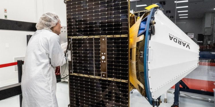 Autoridades de EE.UU. niegan el reingreso a la Tierra y el aterrizaje de una fábrica espacial de fármacos