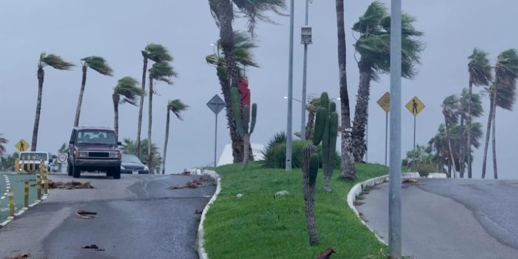 Autoridades en alerta por ingreso de tormenta tropical a territorio nacional a mediados de la semana