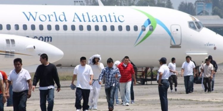 Autoridades esperan incremento de guatemaltecos deportados durante el resto del año