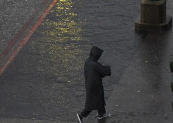 Autoridades prevén fuertes lluvias y descenso en temperaturas durante octubre