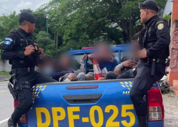 Autoridades rescatan a 66 migrantes en Chiquimula