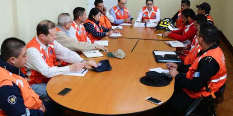 Autoridades verifican lugares con vulnerabilidad por lluvias