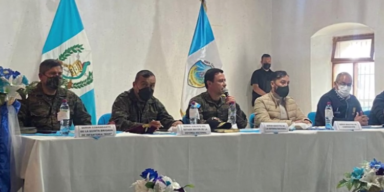 Autoridades y comunitarios de Sololá realizan la tercera mesa de diálogo