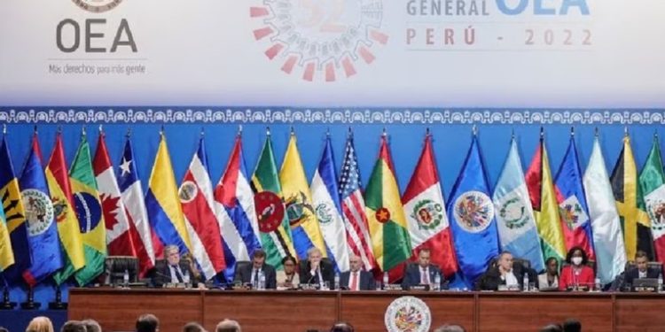 Avanza el proceso de transferencia de poder con mediación de la OEA