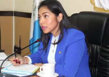 Avanza las reparaciones en daños que dejaron las lluvias, según la diputada Vivian Navarijo
