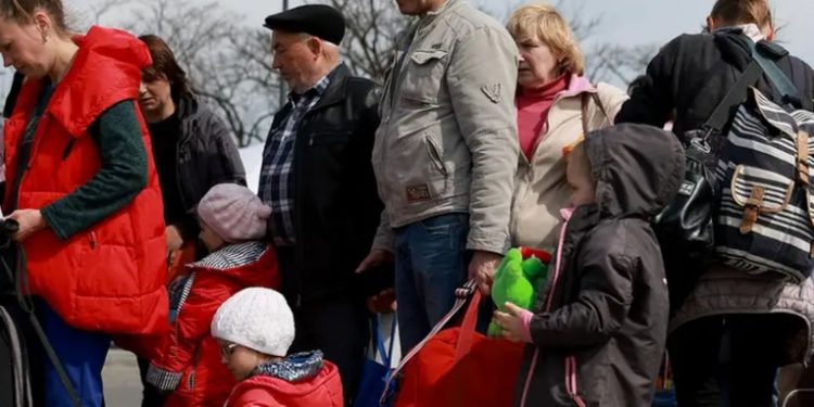 Bajó en 2023 la migración neta de Ucrania a Alemania