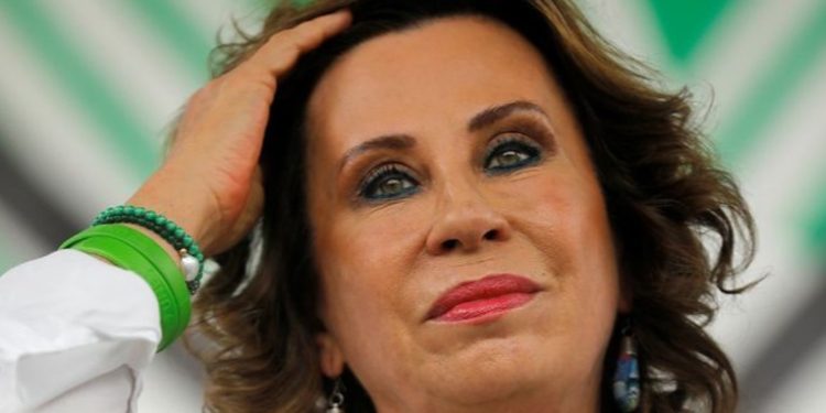 Bancada de UNE será dirigida por diputados afines a Sandra Torres