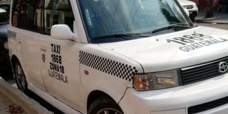 Banda 'Little Psycho Criminals' usa taxis Scion para secuestros y robos