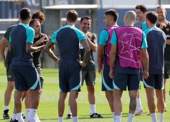 Barcelona / Xavi no recuperó a ninguno de sus lesionados