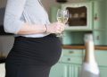 Beber alcohol durante el embarazo es más dañino de lo que pensábamos