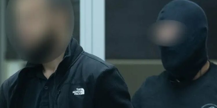 Bélgica entrega a Abdeslam a Francia para cumplir condena