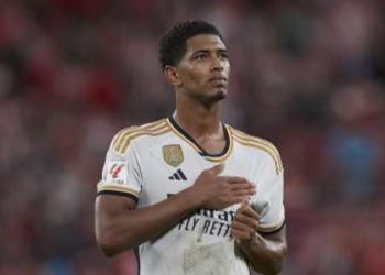 Bellingham decide el clásico: golazo y 1-2 en el minuto 92