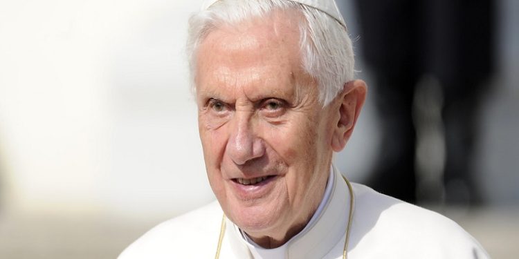 Benedicto XVI admite haber cometido un error en el caso de un sacerdote que cometió abusos sexuales en Alemania