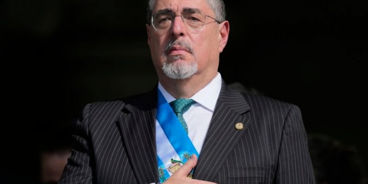 Bernardo Arévalo busca convertir respaldo político de la Unión Europea en acciones de desarrollo