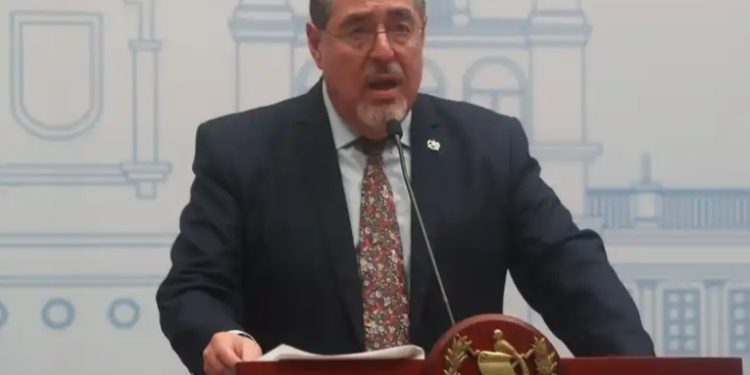 Bernardo Arévalo designará el viernes a los gobernadores de Retalhuleu y Baja Verapaz