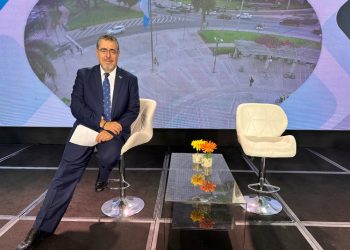 Bernardo Arévalo expresa lamento por falta de debate con Sandra Torres de la UNE