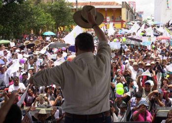 Bernardo Arévalo inició su ultima gira en Santa Cruz del Quiché